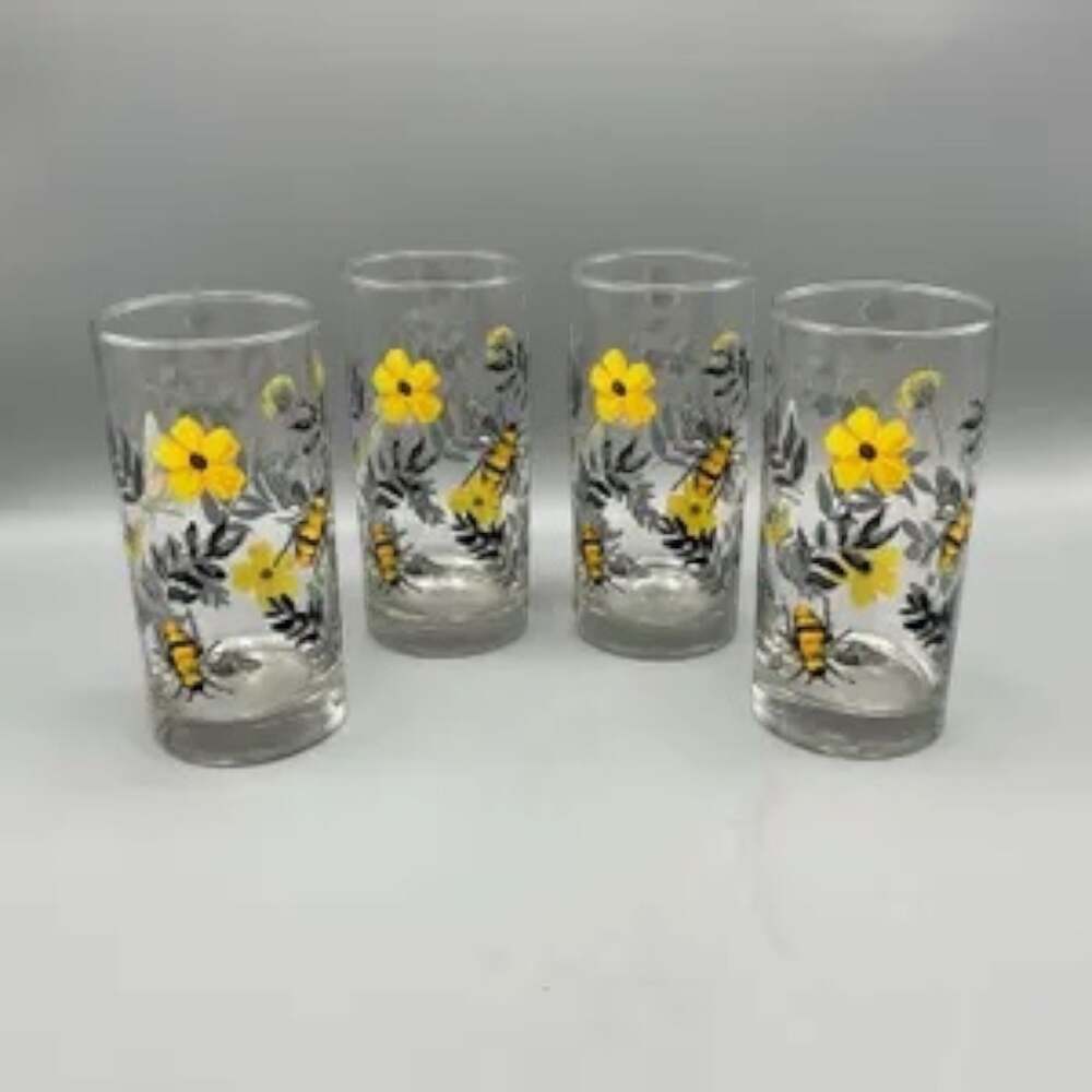 Set of 4 Royal Norfolk Spring Bee Floral Drinking Tumbler Glasses